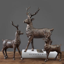 Load image into Gallery viewer, American Retro Resin Elk
